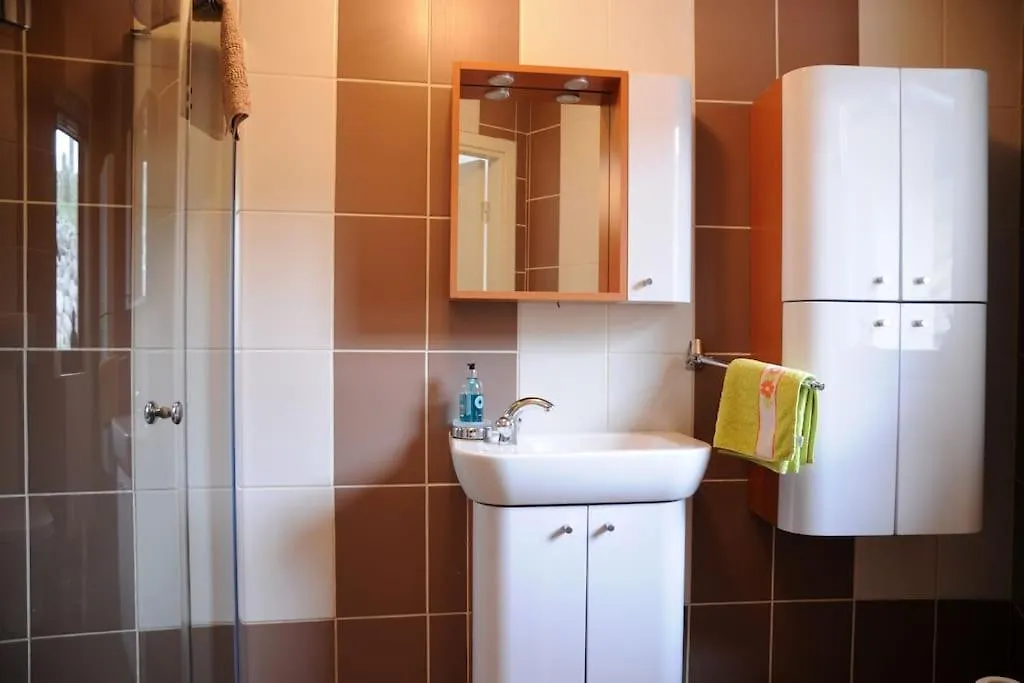 Killarney , Ring Of Kerry 2 Bed Apartment 2 Bathrooms 0*,