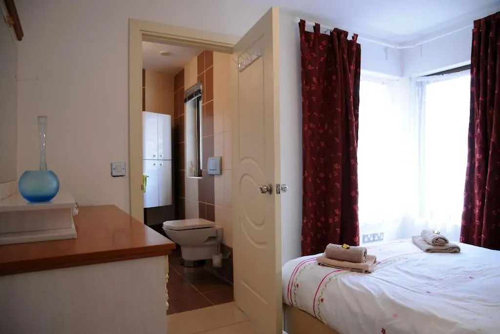 Killarney , Ring Of Kerry 2 Bed Apartment 2 Bathrooms